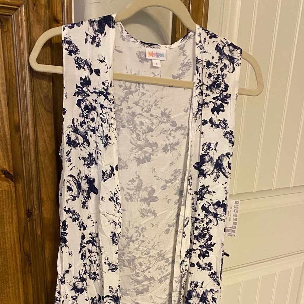 New with tags Lularoe Joy long vest